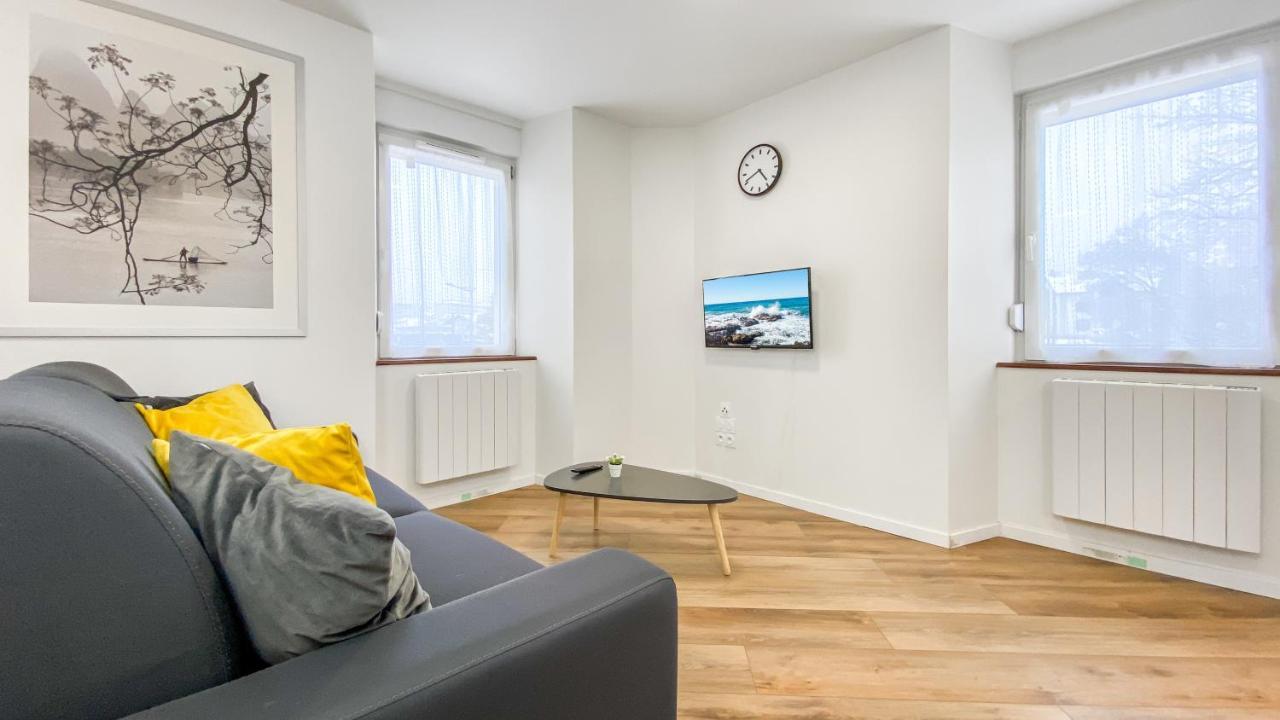 Homey Snow - Proche Gare - Balcon Prive - Wifi La Roche-sur-Foron Extérieur photo